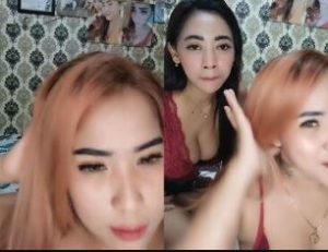 Moza Suruh Bestienya Jilatin Memeknya Nih Mantap!