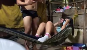 Om Ngentot Gadis Lokal di Gubuk With Subtitle English