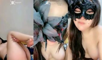 Dedek Kaylaa Ngangkang Pamerin Selangkangan Meki nya